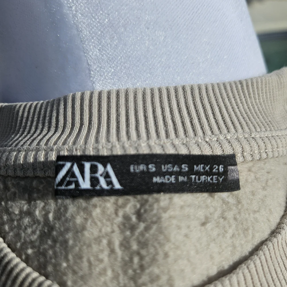NEW Zara Sweatshirt Size S Beige Eclectic Streetwear Contemporary Casual - Picture 7 of 11